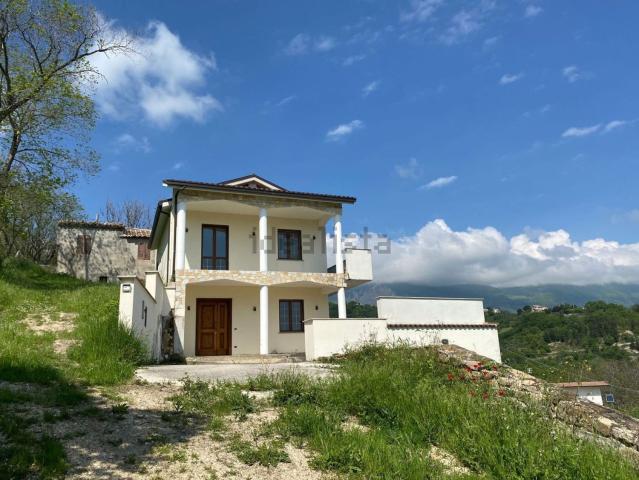 Casa in vendita a Corvara, Abruzzo