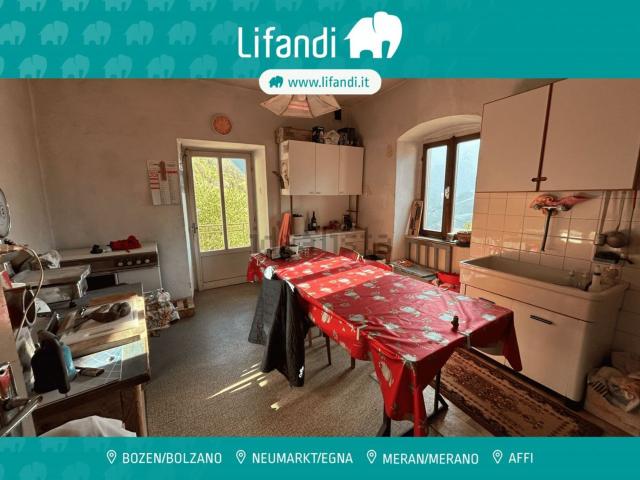 Casa in vendita a Comunità della Val di Non, Ton