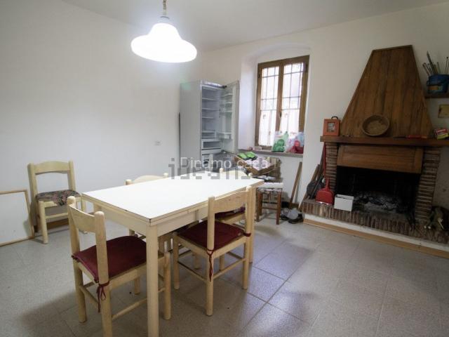 Casa in vendita a Casale, Prato