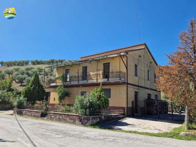 Casa in vendita a Bisenti, Abruzzo