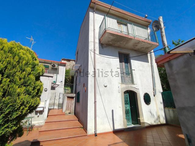 Casa in vendita a Tortorici, Sicilia
