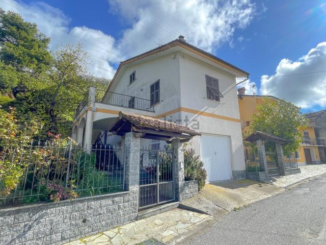 Casa in vendita a Cosseria, Liguria