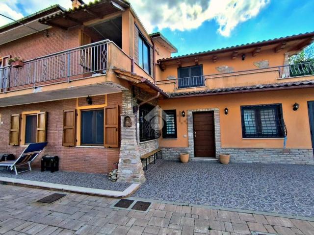 Casa in vendita a Serra, Sant'Angelo in Lizzola