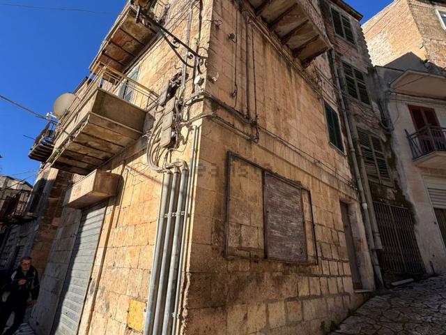 Casa in vendita a Mussomeli, Sicilia
