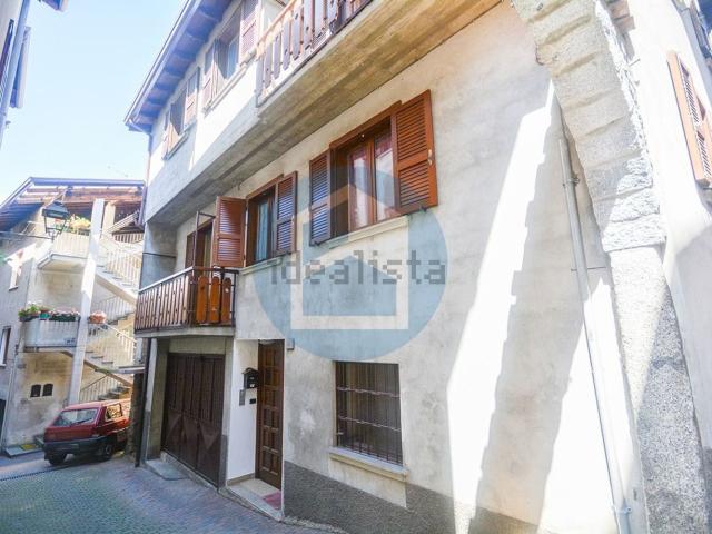 Casa in vendita a Comunità montana della valle Camonica, Gianico