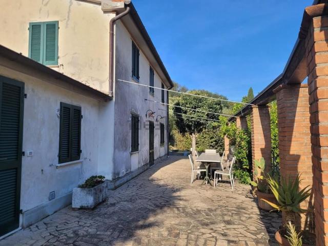 Casa in vendita a Tonfano, Toscana