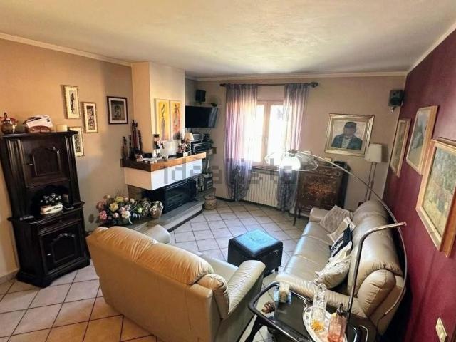 Casa in vendita a Unione Comuni Garfagnana, Castelnuovo Di Garfagnana