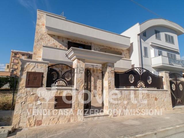 Casa in vendita a Monteparano, Taranto