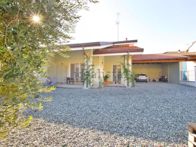 Casa in vendita a Piemonte, Vercelli