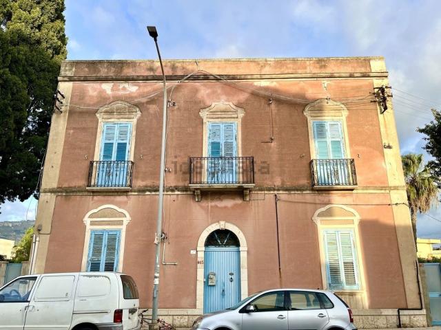 Casa in vendita a Trapani, Sicilia