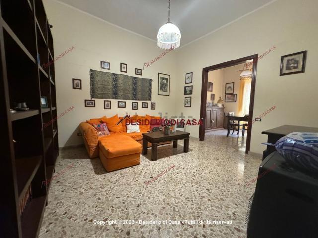 Casa in vendita a Carini, Sicilia