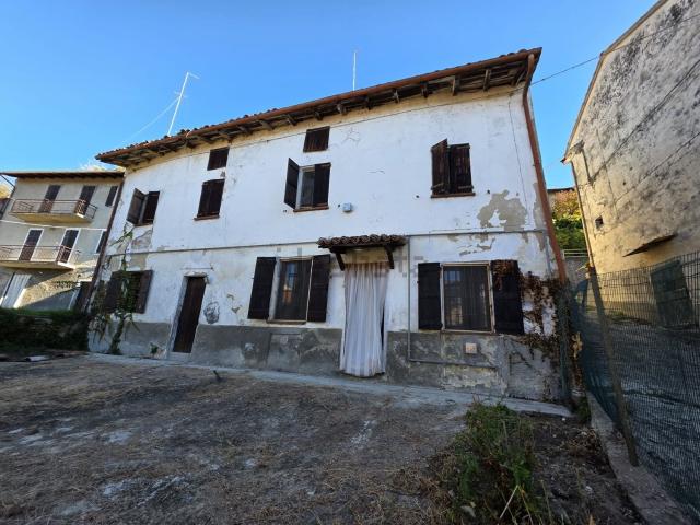Casa in vendita a Piemonte, Alessandria