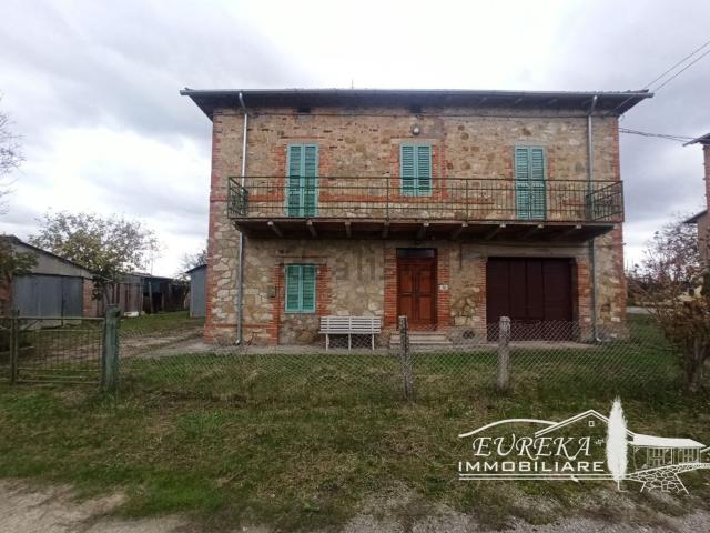 Casa in vendita a Poggetto, Gioiella