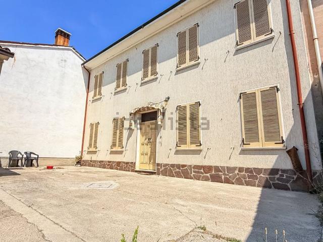 Casa in vendita a Spineda, Cremona