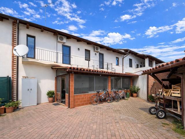 Casa in vendita a Piemonte, Vercelli