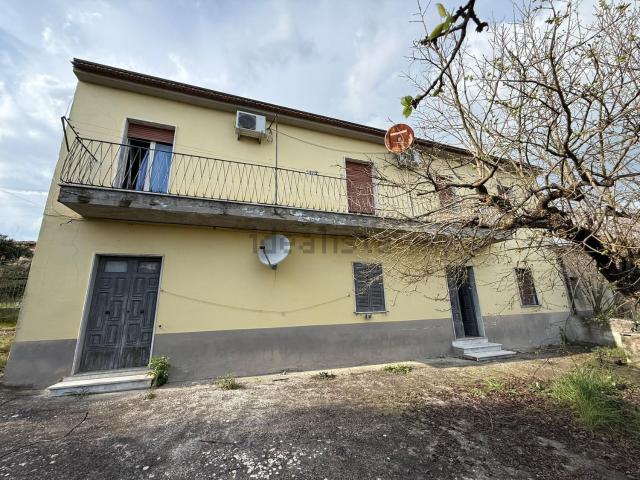 Casa in vendita a Benevento, Campania