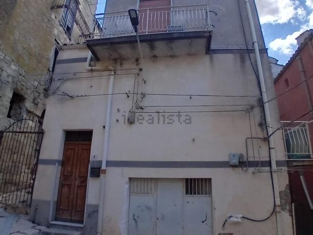 Casa in vendita a Mussomeli, Sicilia