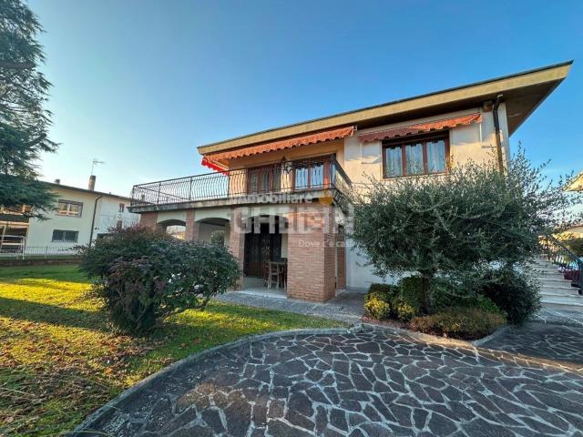 Casa in vendita a San Pietro di Feletto, Veneto