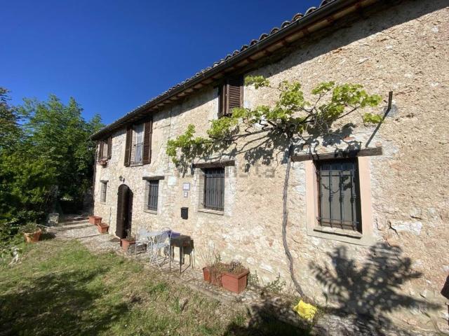Casa in vendita a Spoleto, Umbria