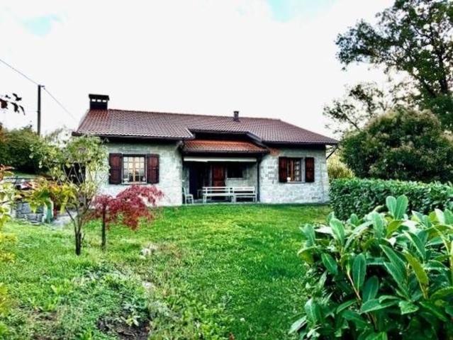 Casa in vendita a Bombiana, Gaggio Montano