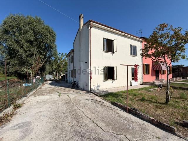Casa in vendita a Boara Polesine, Rovigo