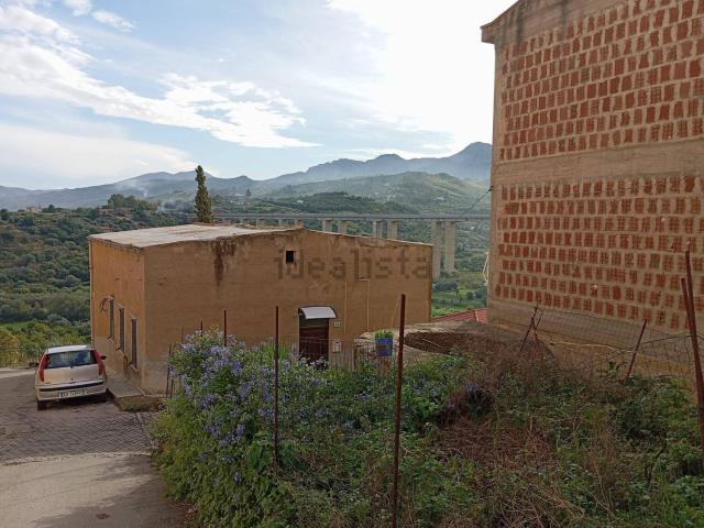 Casa in vendita a Campofelice Di Roccella, Sicilia