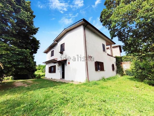 Casa in vendita a Tarano, Lazio