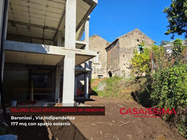 Casa in vendita a Baronissi, Campania