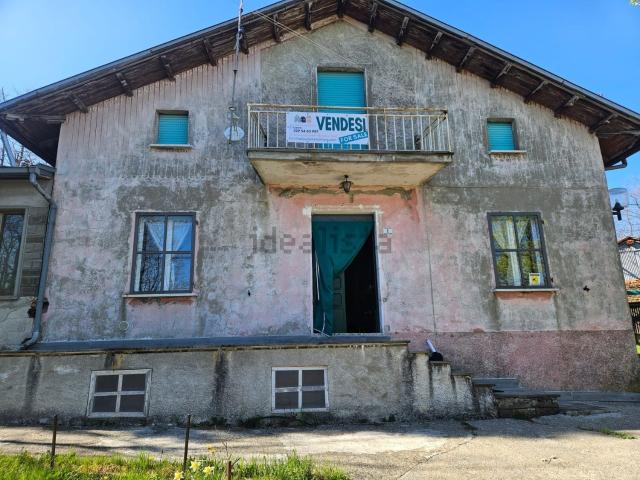 Casa in vendita a Tornolo, Reggio Emilia