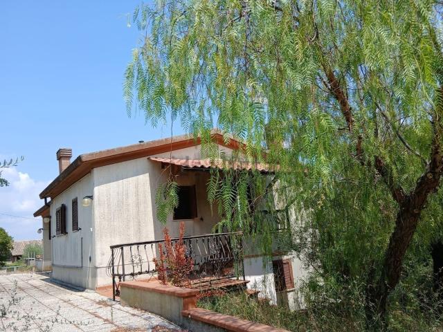 Casa in vendita a Amelia, Terni