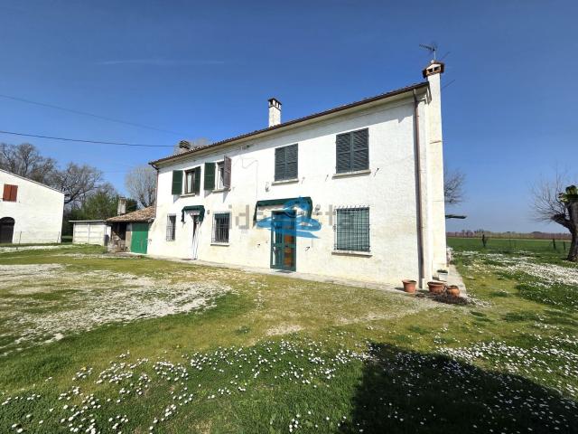 Casa in vendita a Russi, Reggio Emilia