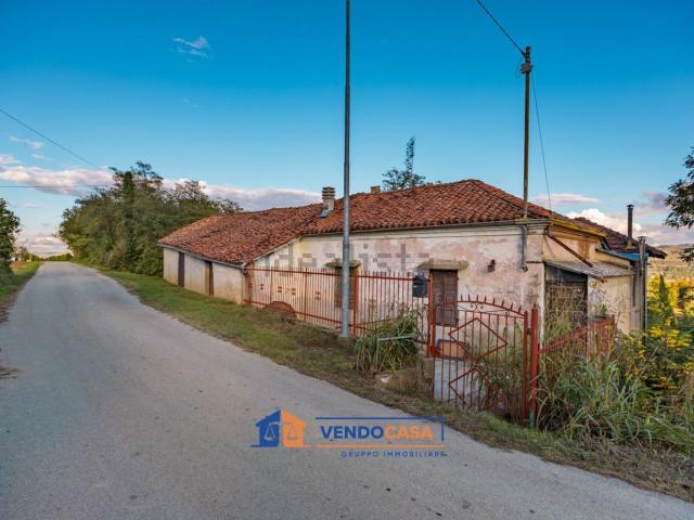 Casa in vendita a Piozzo, Cuneo