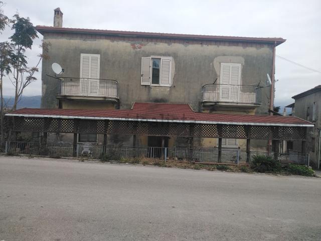 Casa in vendita a Bivio di Acquavella, Casal Velino Marina