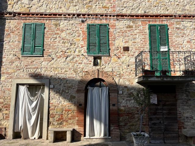 Casa in vendita a Poggetto, Gioiella
