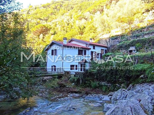Casa in vendita a San Michele di Pagana, Rapallo