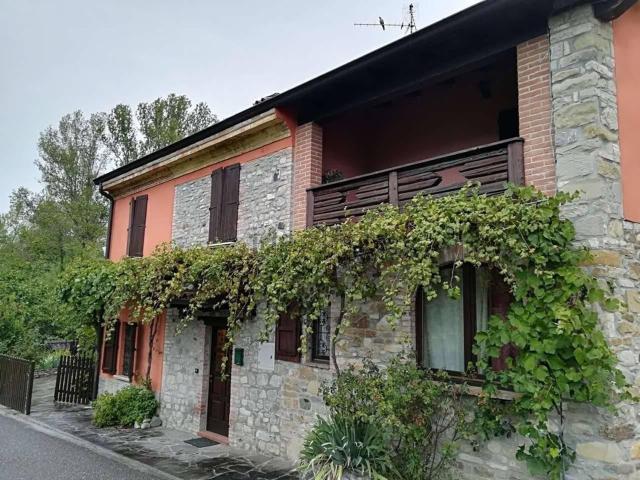 Casa in vendita a Ponte Dell'olio, Reggio Emilia