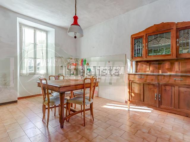 Casa in vendita a Unione dei comuni del Medio Verbano, Leggiuno