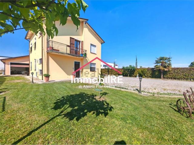 Casa in vendita a Pratofontana, Re
