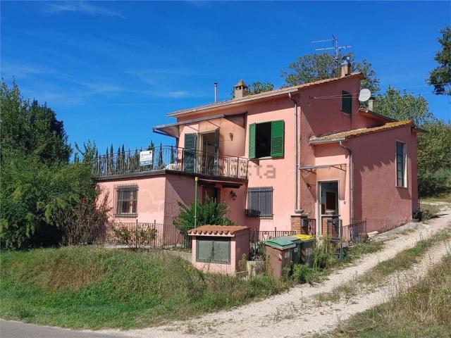 Casa in vendita a Giano Dell'umbria, Umbria