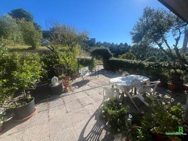 Casa in vendita a Montemagno, Camaiore