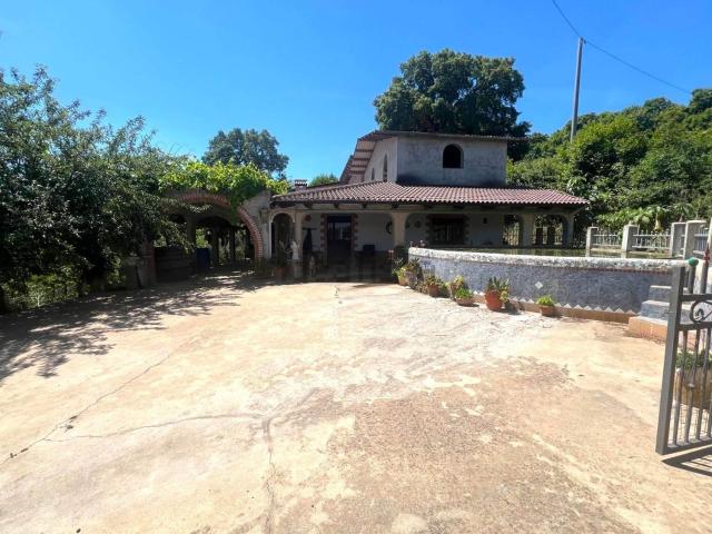 Casa in vendita a Calabria, Catanzaro