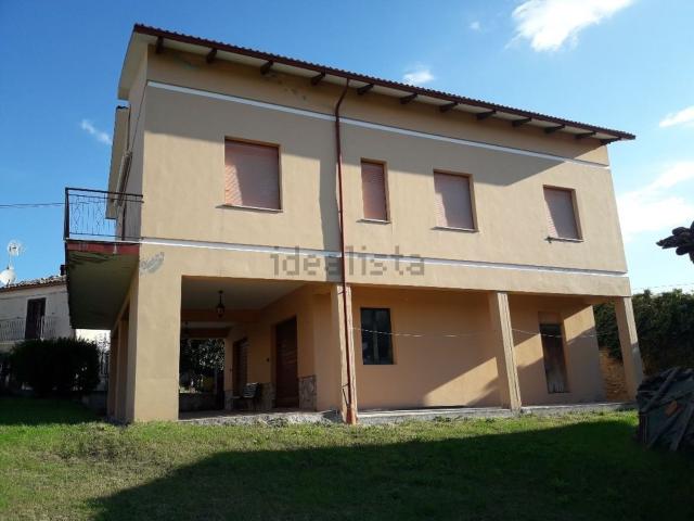 Casa in vendita a Marche, Macerata