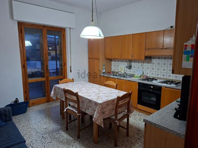 Casa in vendita a Civitella in Val di Chiana, Viciomaggio