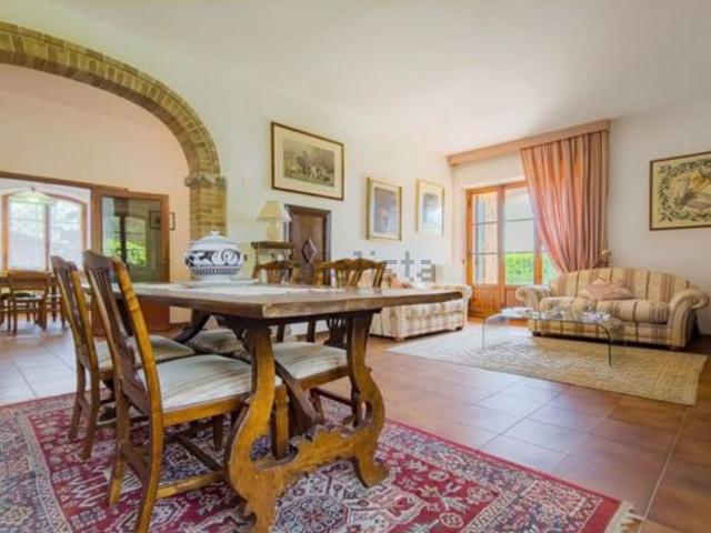 Casa in vendita a Sovicille, Toscana