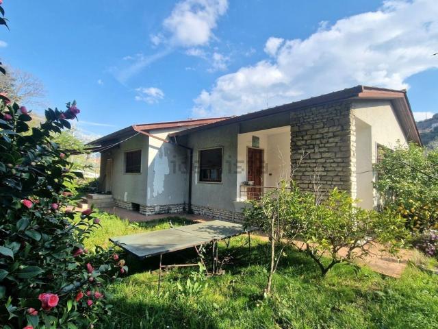 Casa in vendita a San Carlo, Marina Di Massa