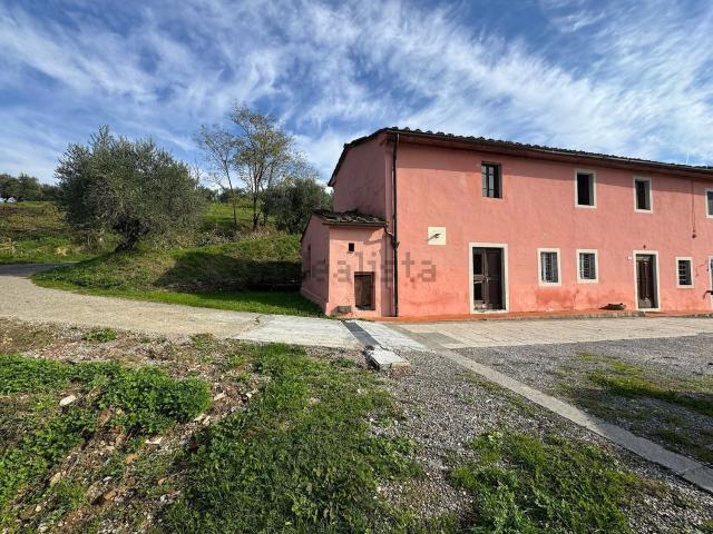 Casa in vendita a Pistoia, Toscana
