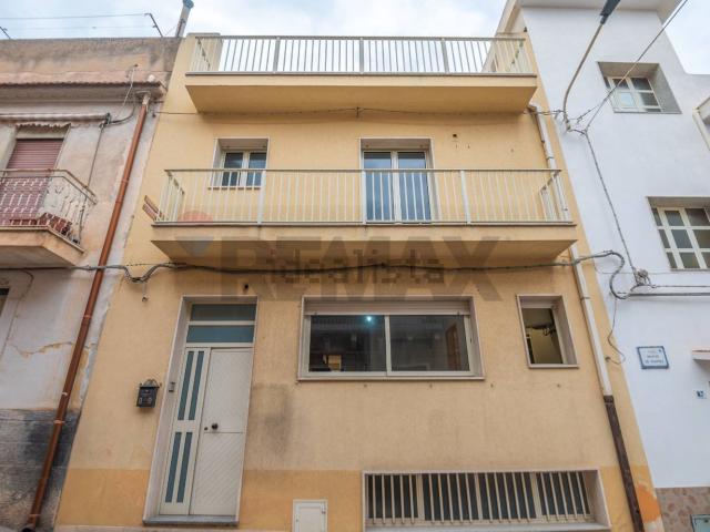 Casa in vendita a Comiso, Sicilia