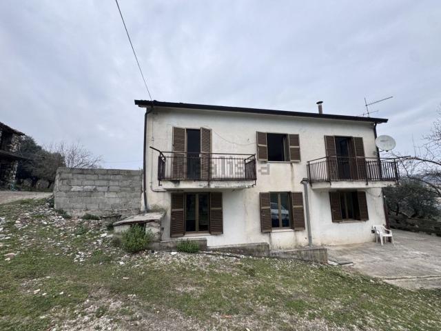 Casa in vendita a Morolo, Lazio