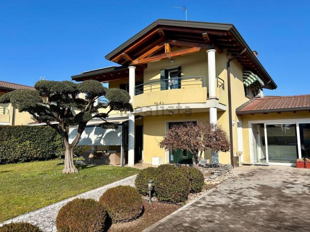 Casa in vendita a Brugnera, Friuli-Venezia Giulia