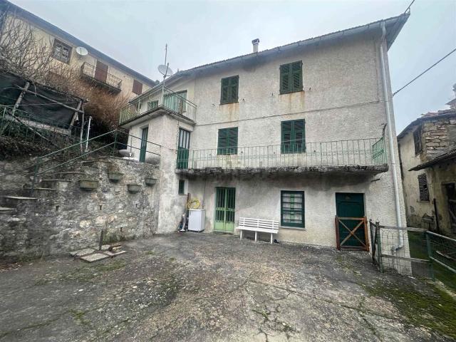 Casa in vendita a Piemonte, Alessandria